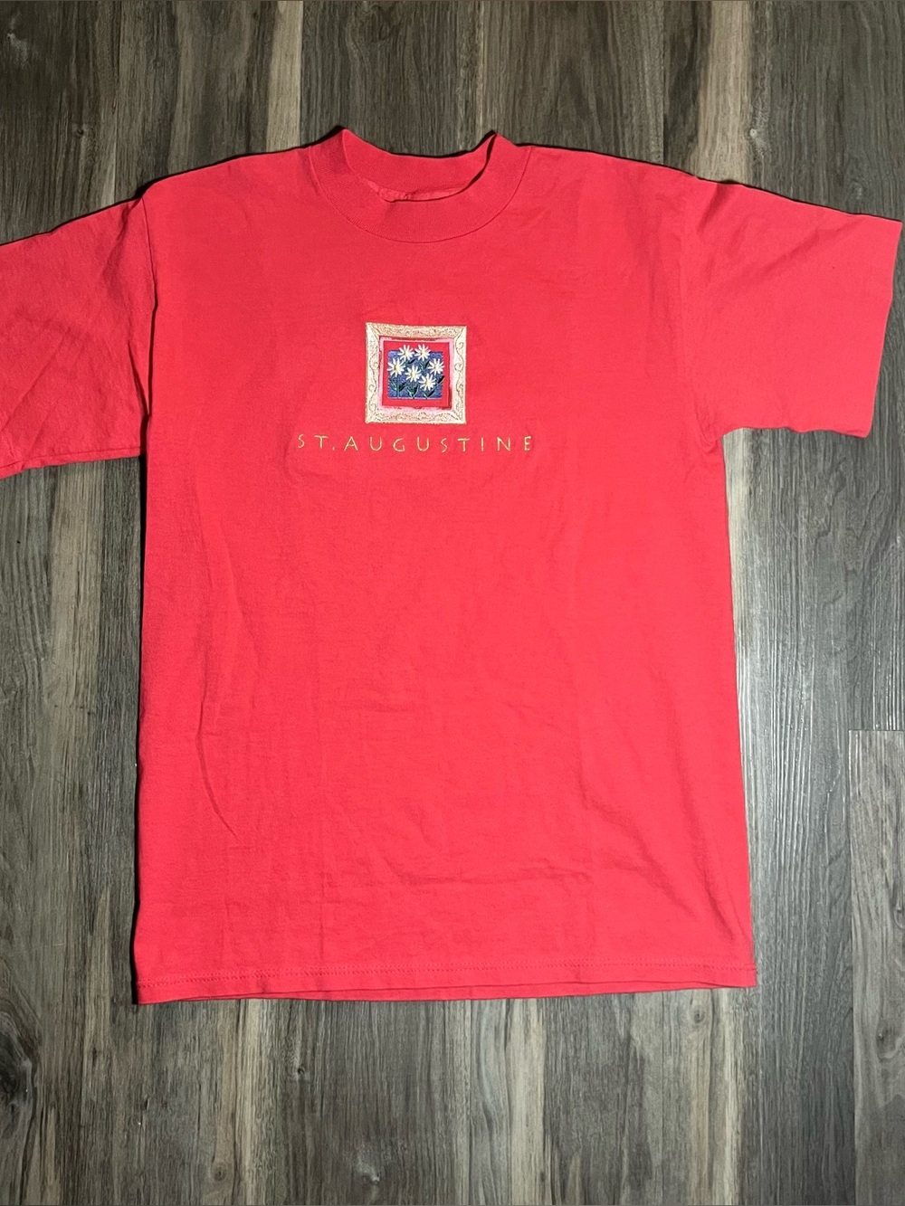 Vintage 90s St. Augustine Embroidered USA Flowers T-shirt Size M Single Stitch